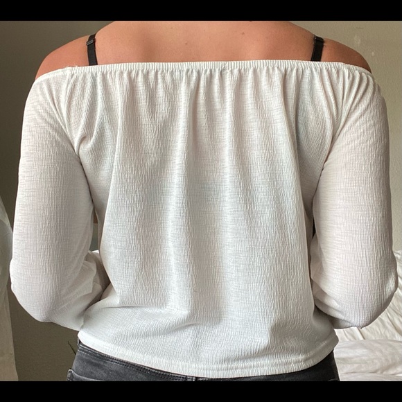 Off The Shoulder White Blouse - Picture 3 of 3